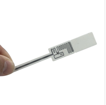 An bhfuil clibeanna frith-ghoid jewelry RFID, clibeanna fáinne cliste, agus lipéid jewelry RFID nó greamáin ag déanamh tonnta?